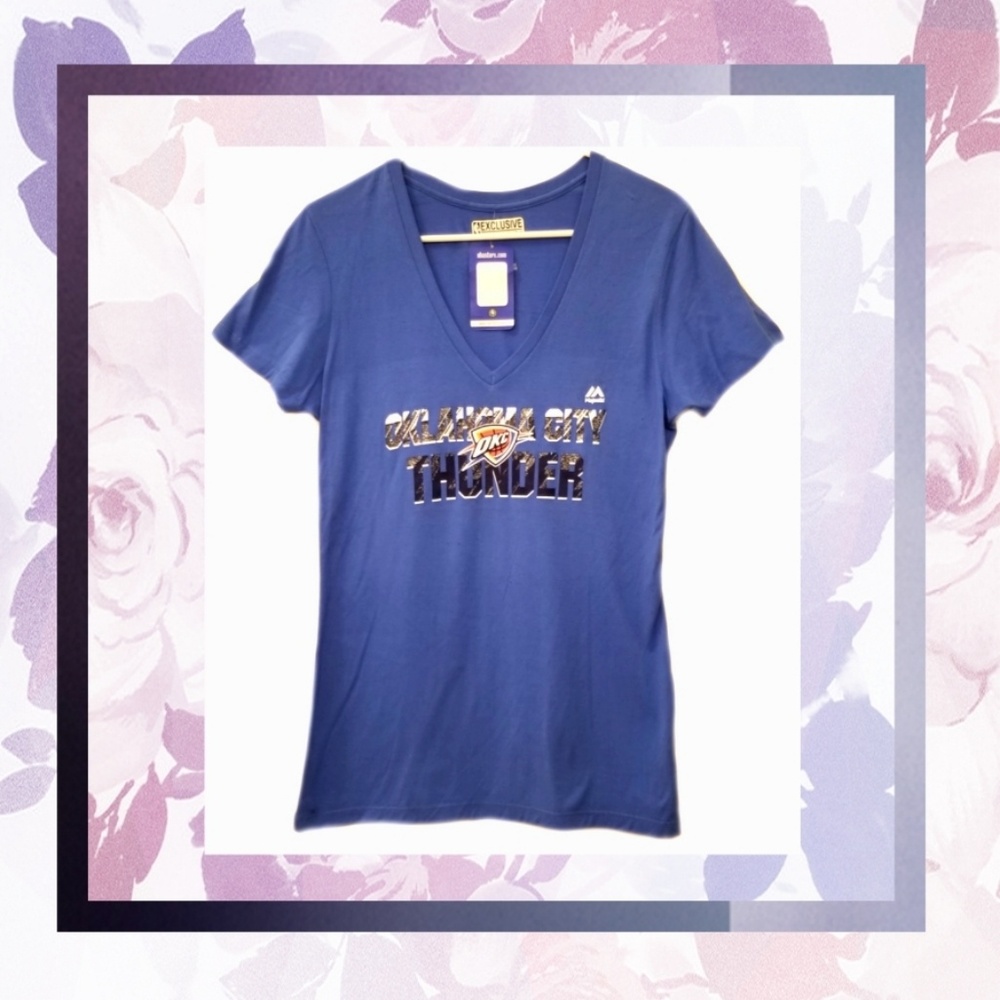 🆕 🏀 OKC Thunder women's t-shirt 🏀